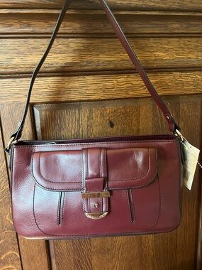ETIENNE AIGNER Wine Red Leather/Silver Hardware Shoulder Bag NWT